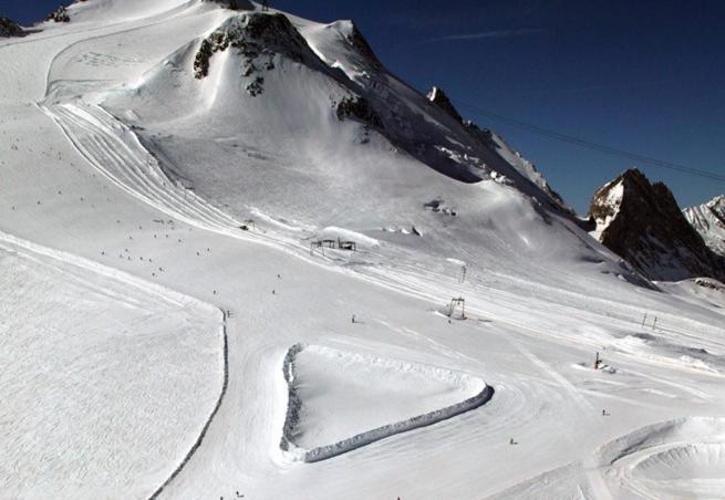 Charmant Studio Aux Pieds Des Pistes Vue Sur La Montagne Tignes Eksteriør bilde